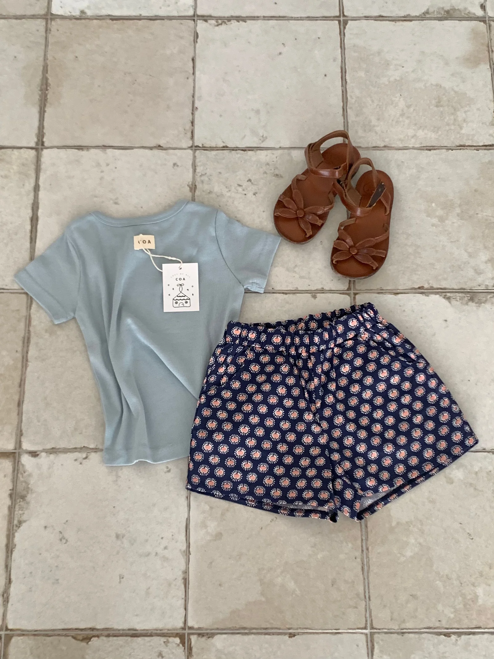 Plain tee